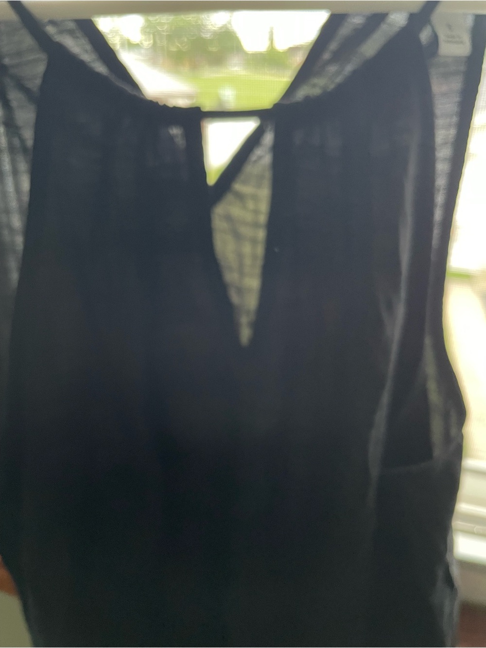 Set of three tank tops - Picture 6 of 7